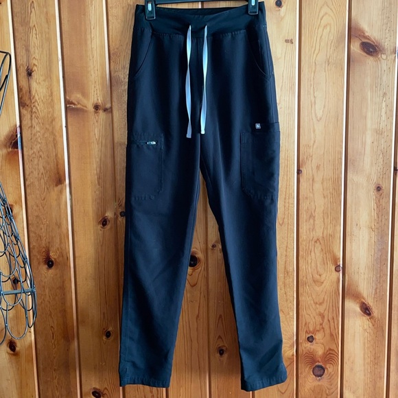 Black womens fig pants size small/T FIGS YOLA High Waisted Skinny Scrub Pants - Picture 3 of 15